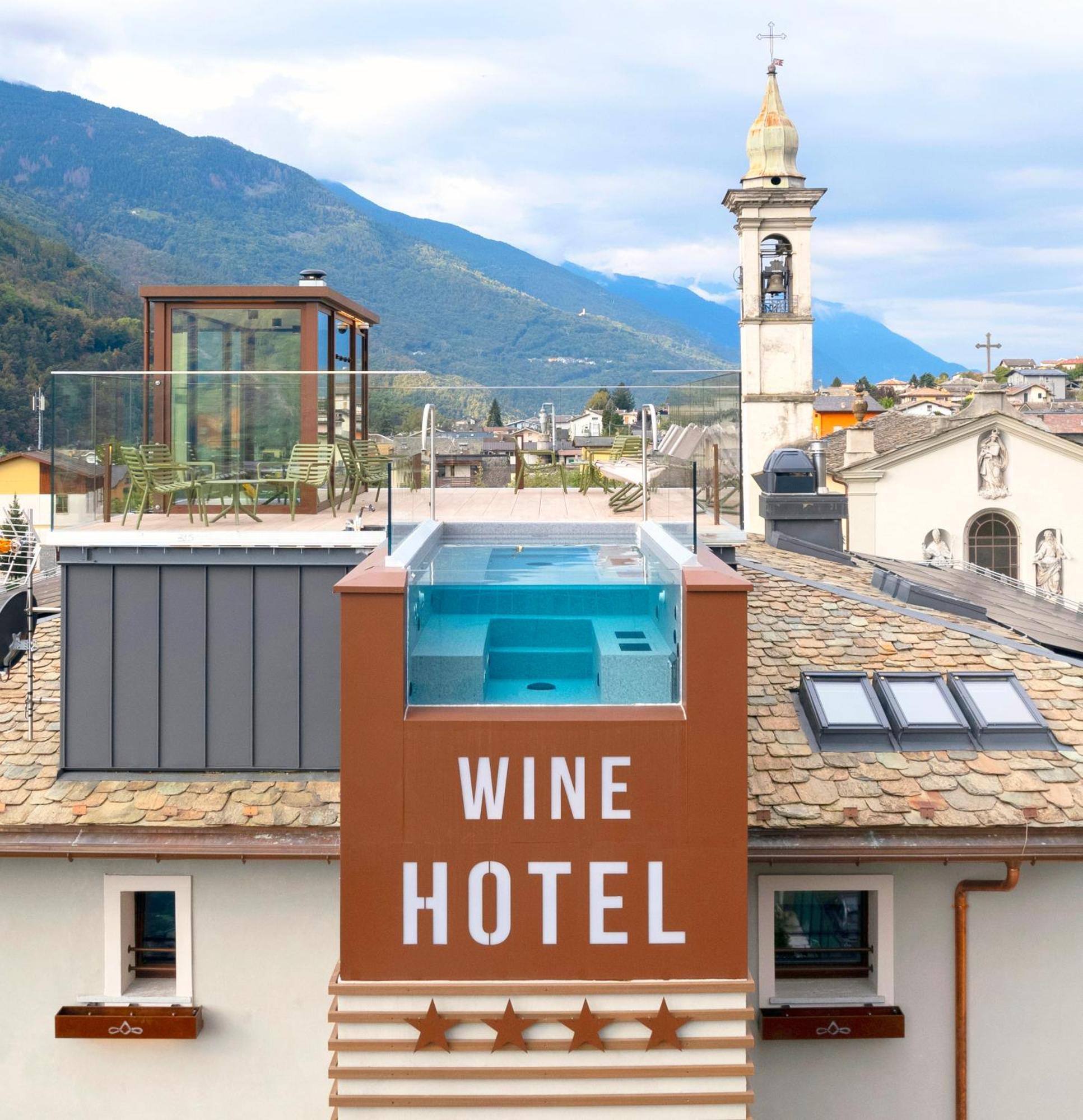 Wine Hotel San Carlo - Relais & Spa - Boutique Hotel Chiuro ภายนอก รูปภาพ
