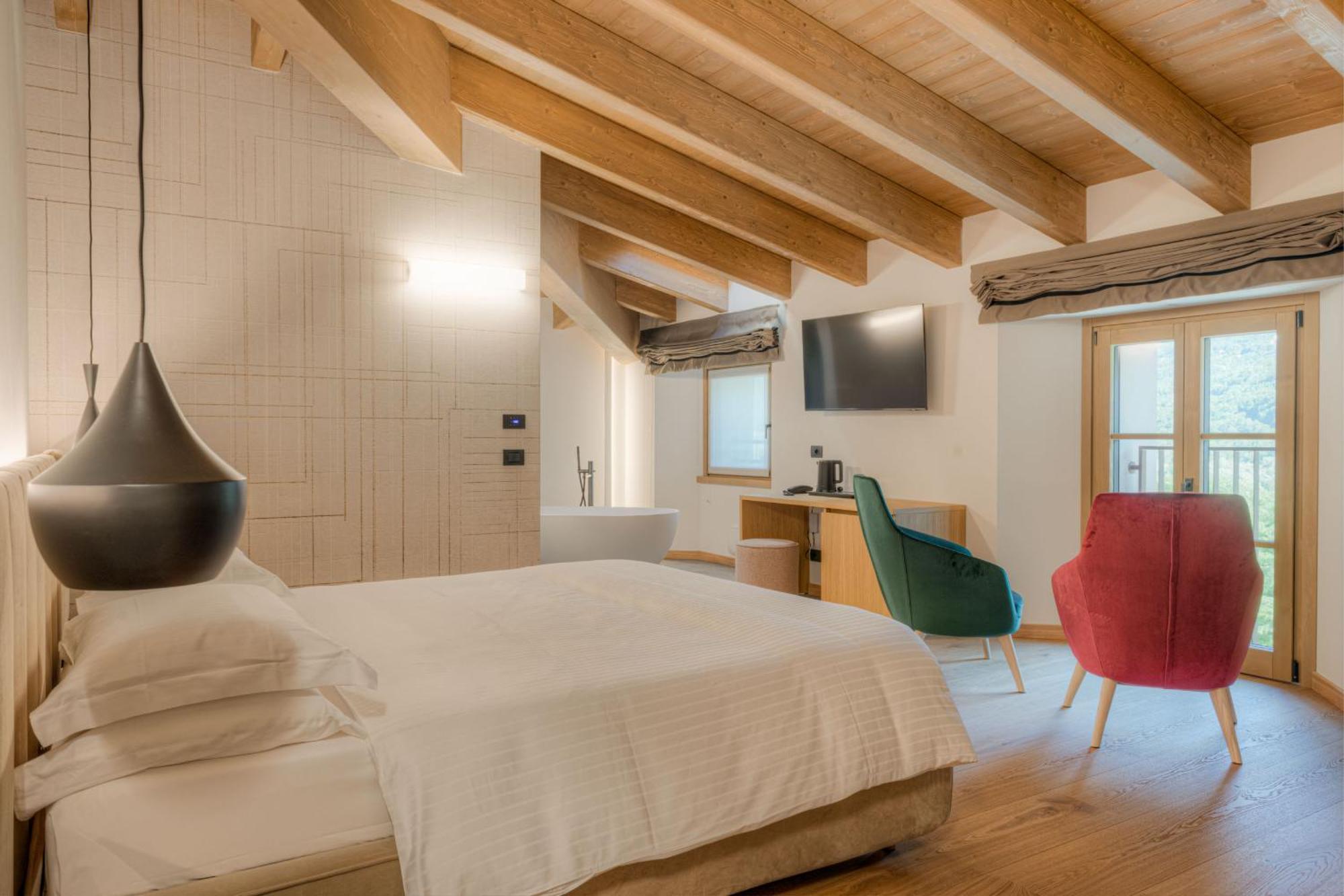 Wine Hotel San Carlo - Relais & Spa - Boutique Hotel Chiuro ภายนอก รูปภาพ